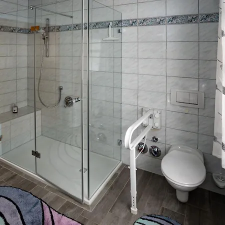 Schwatlo Apartment *